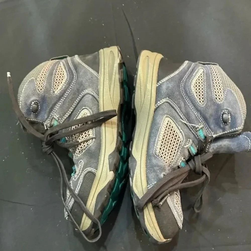 Vasque Breeze 2.0 Kids Size 4 M UltraDry Waterproof Hiking Boots Gray Teal